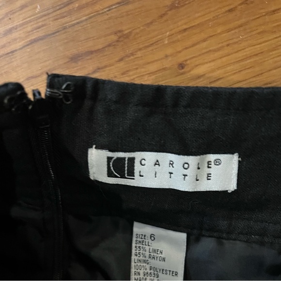 Carol Little embroidered black skirt, size 6 side zip excellent condition - Picture 10 of 11